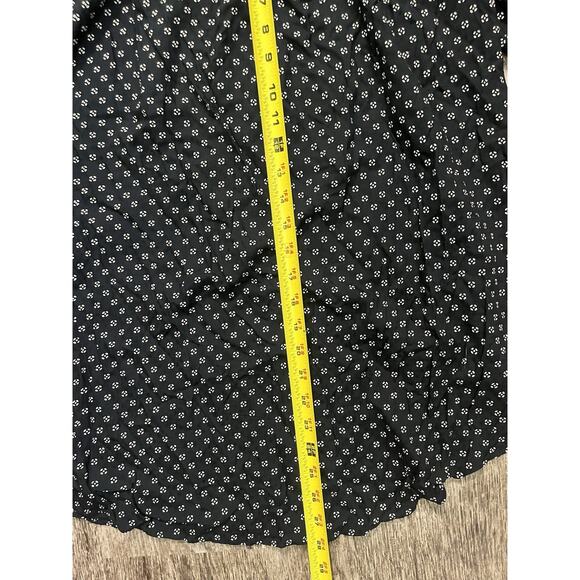 H&M Black Floral Off-Shoulder Smocked Top Women’s Size 16 Lightweight w Ties - Picture 4 of 6